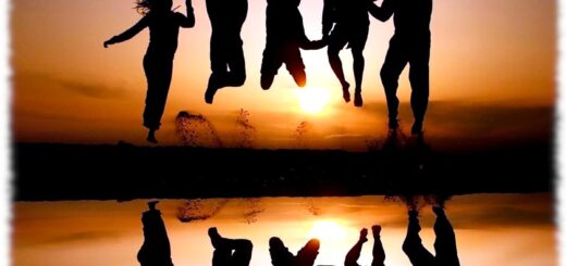 12 августа во многих странах мира отмечают Международный день молодежи (International Youth Day)