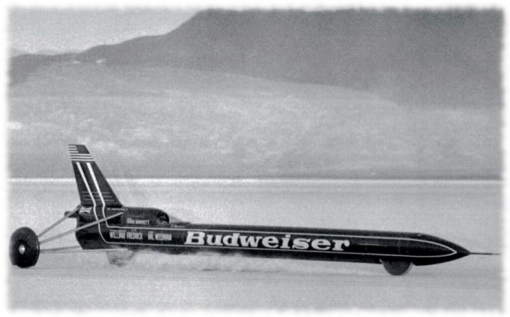 Барретт на автомобиле Budweiser Rocket