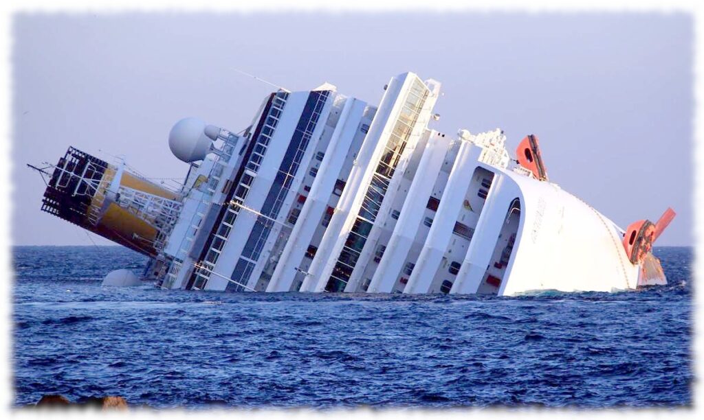 Потерпевший крушение круизный лайнер «Costa Concordia»