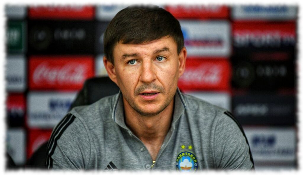 Футболист родом из Узбекистана Максим Шацких