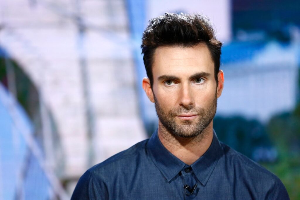 Вокаліст та гітарист гурту Maroon 5 Адам Ноа Левін